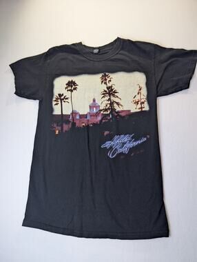Hotel California Pink Hotel and Palm Tree Graphic T Shirt Size Small